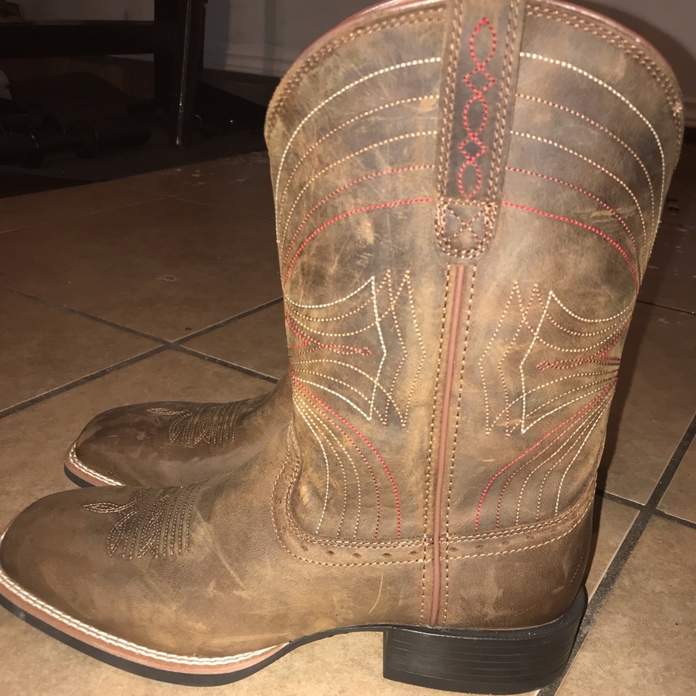 Brand New Ariat Boots